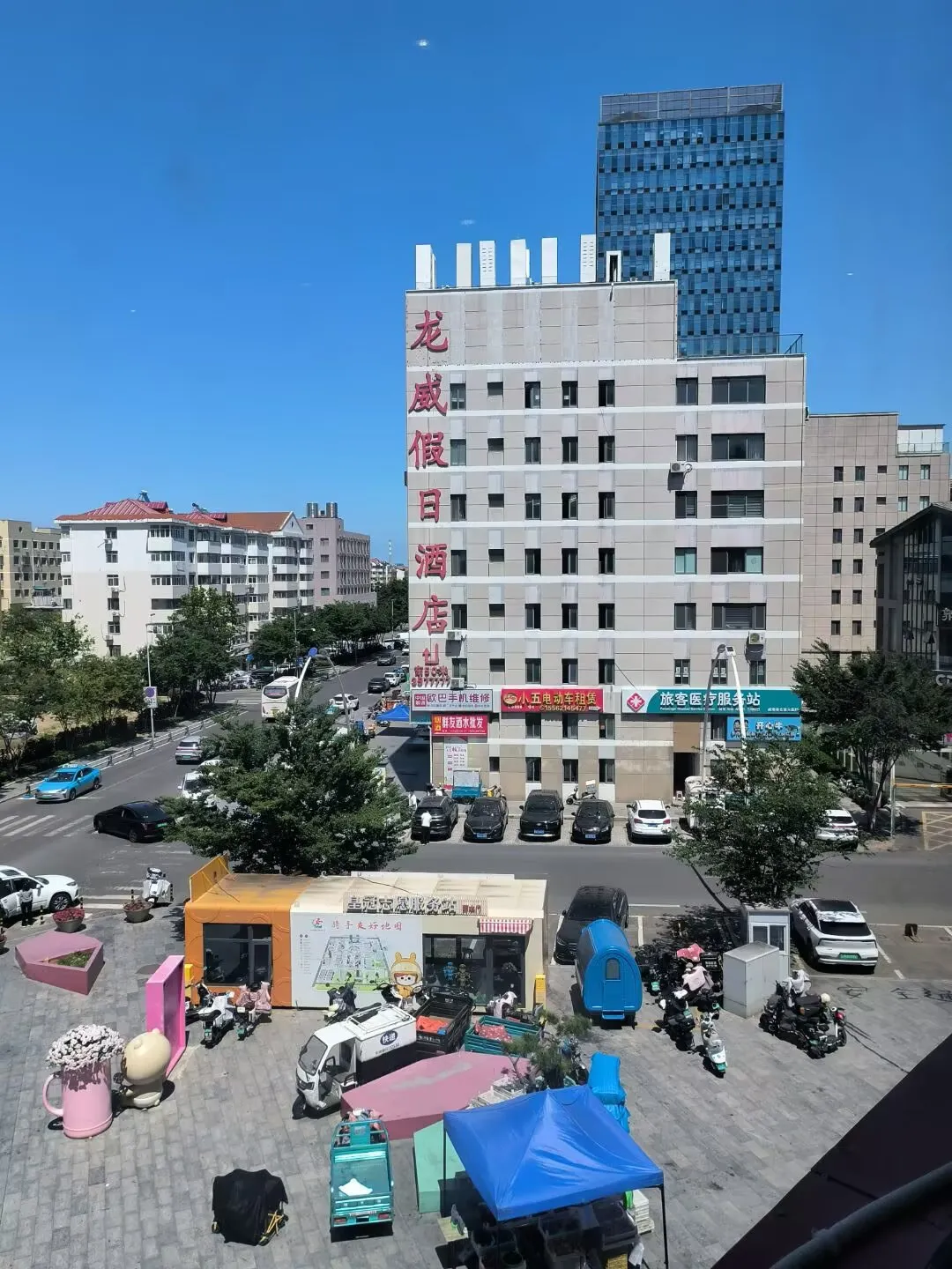 图15 假日威龙……?