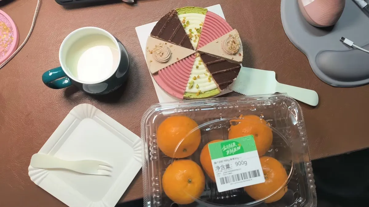 图13 盒马4口味蛋糕