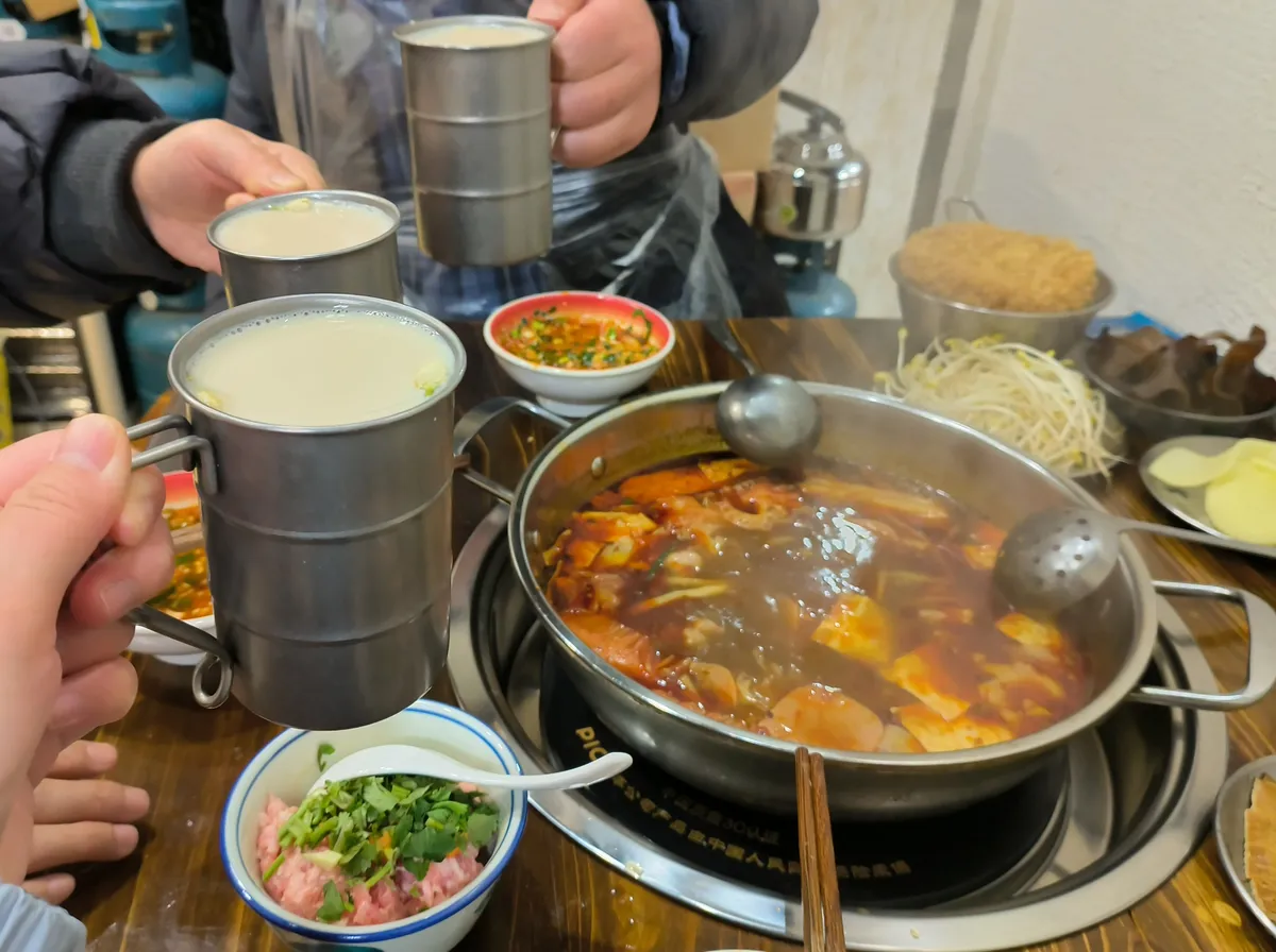 图4 螺狮粉火锅